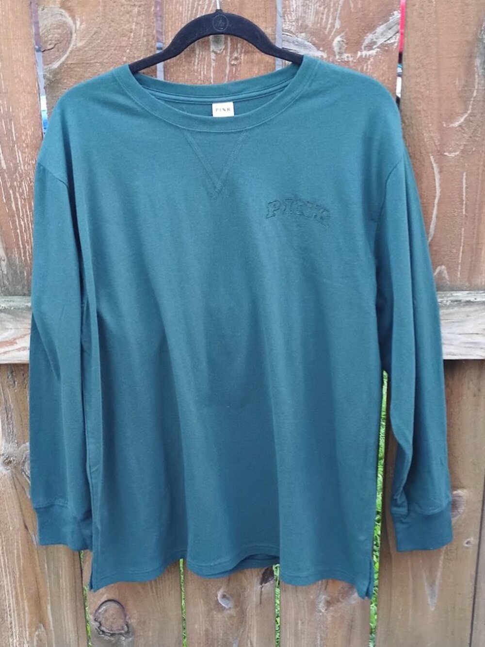 Victoria's Secret Long Sleeve T-Shirt Sz. M NWT